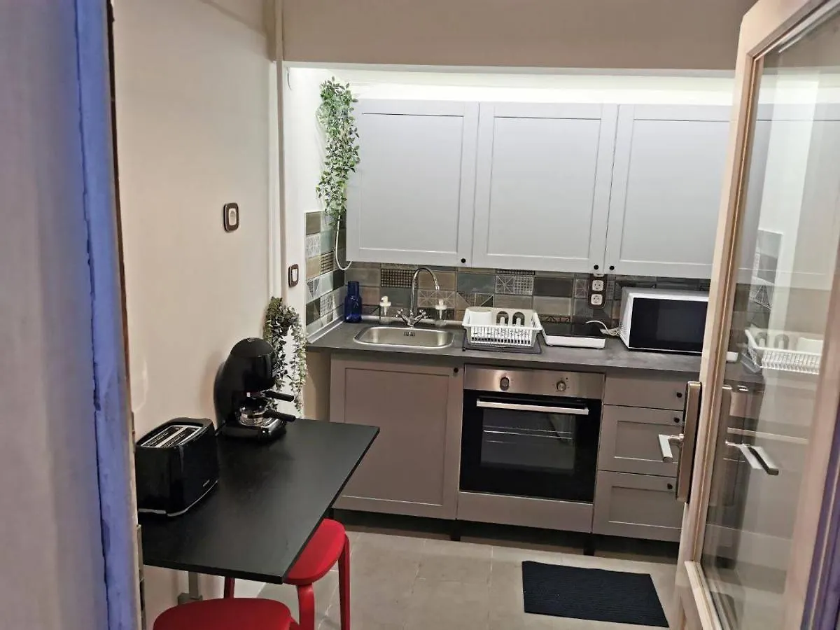 Megszunt-Bohemic Style Apartment With Jacuzzi & Terrace Budapest