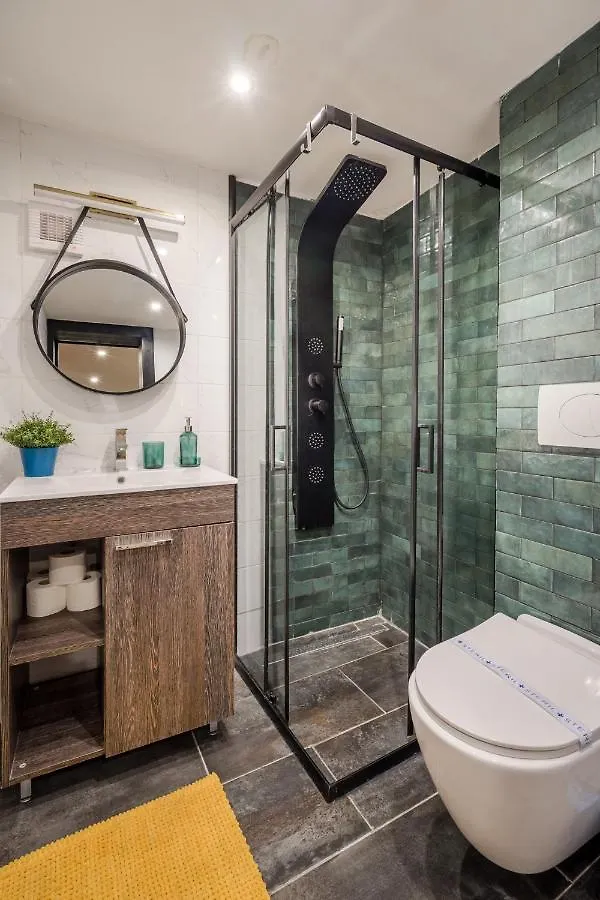 Megszunt-Bohemic Style Apartment With Jacuzzi & Terrace Budapest 0*,